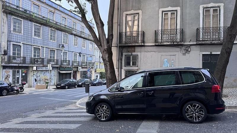 Usado 2013 VW Sharan Monovolume | € 13.500 - Imagem 1/4
