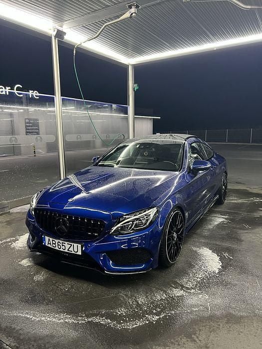 Usado 2017 Mercedes C220 Coupé | € 35.000 - Imagem 1/4