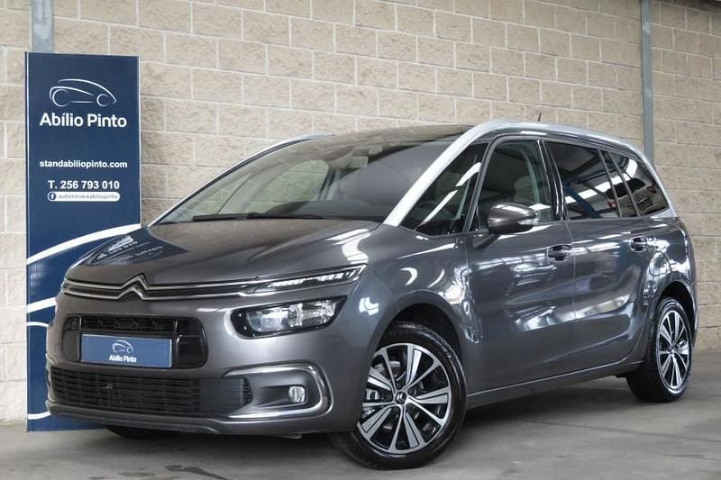 Cinzento Usado 2018 Citroën Spacetourer Van | € 15.750 (Preço justo) - Imagem 1/4