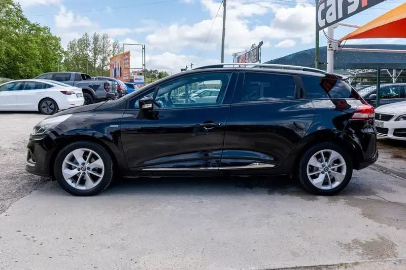 Usado Renault Clio GrandTour Business 75 HP (55 kW) 2018 Preto Carrinha