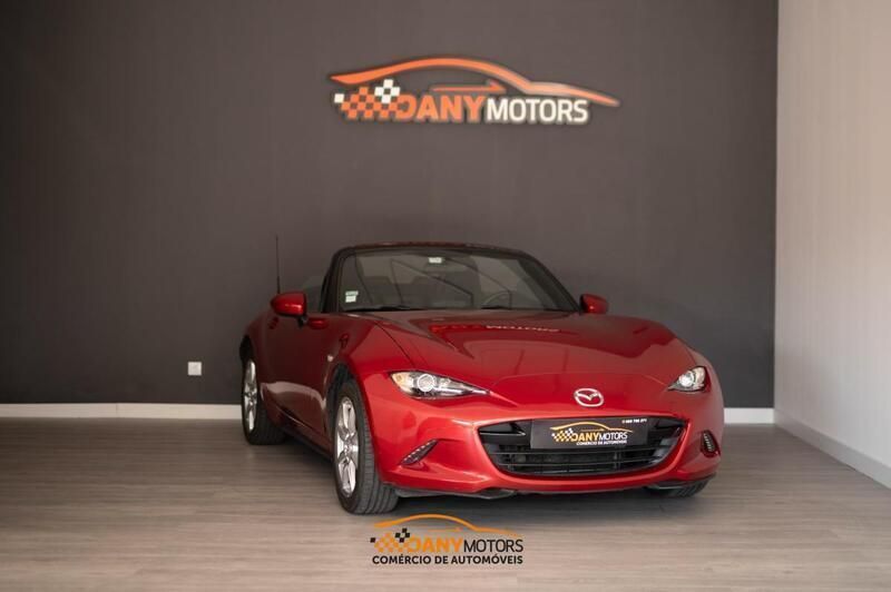 Branco Usado 2018 Mazda MX5 Evolve Cabrios | € 20.900 - Imagem 1/4