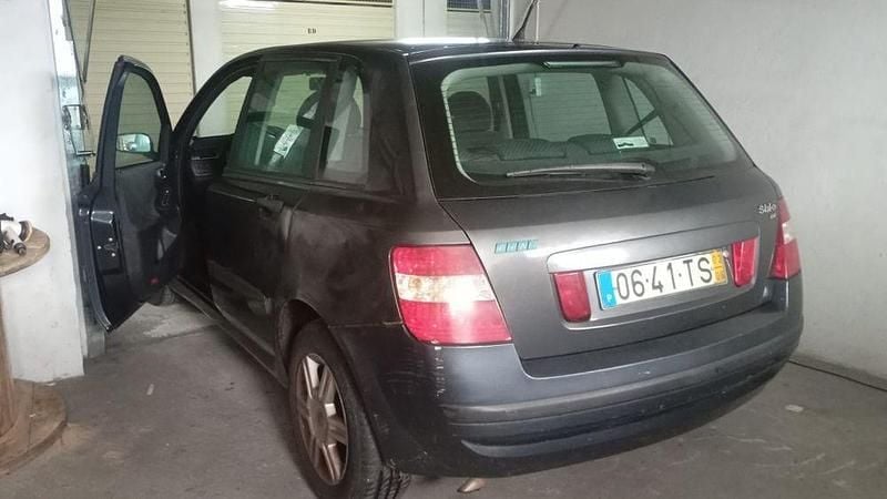 Usado Fiat Stilo 2002 Sedan