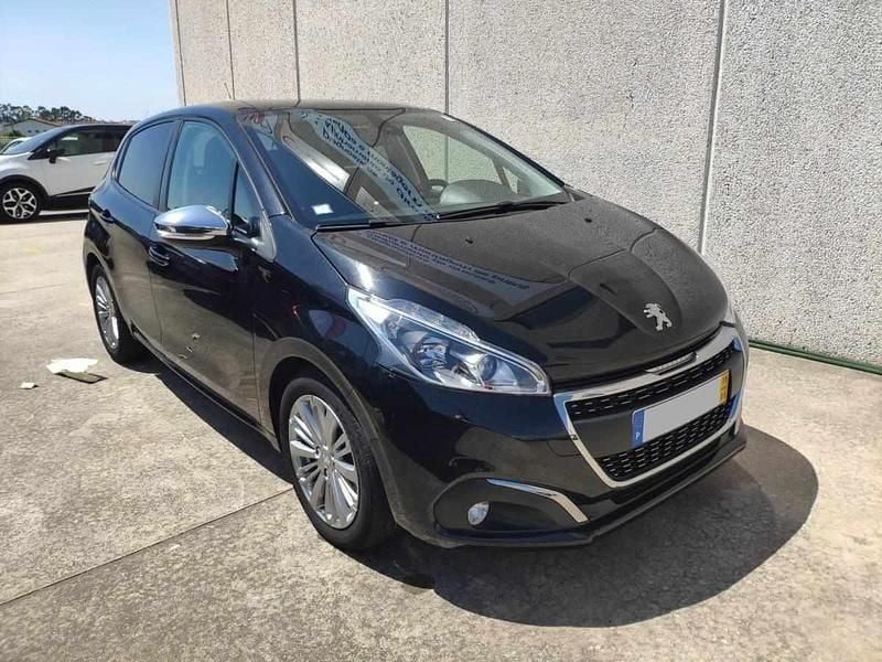 Usado Peugeot 208 102 HP (75 kW) 2019 Preto Citadino