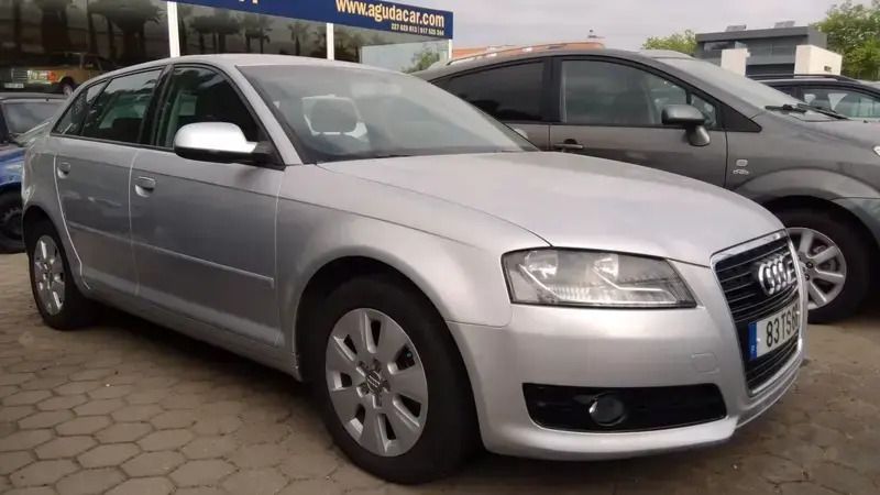 Outra Usado 2011 Audi A3 Sportback Sport Carrinha | € 13.200 - Imagem 1/3