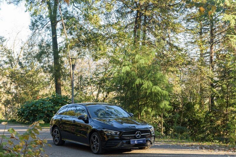 Preto Usado 2020 Mercedes CLA250 Shooting Brake AMG line Carrinha | € 29.990 - Imagem 1/4