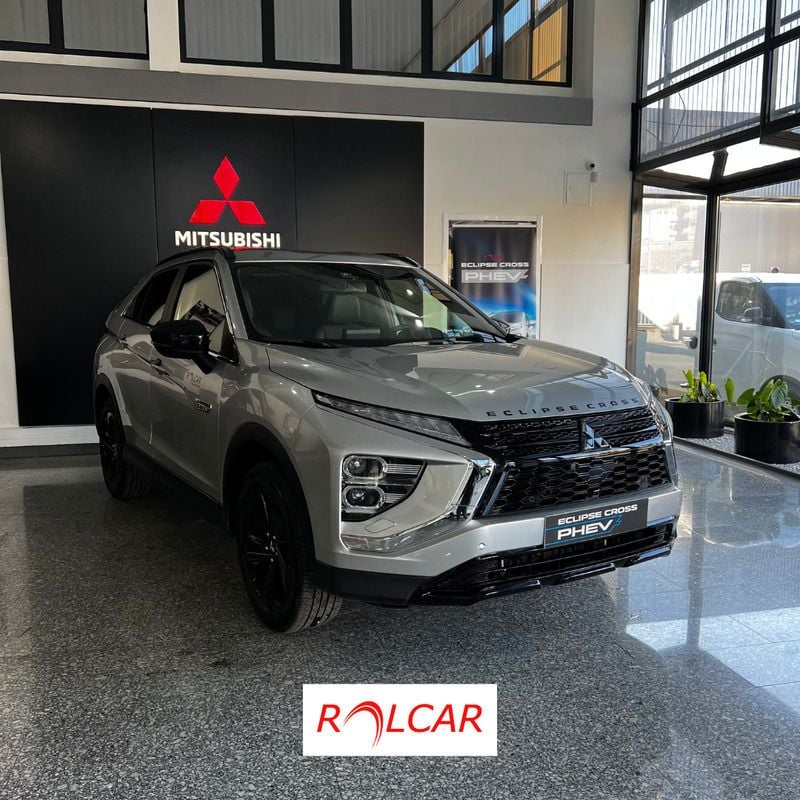 Cinzento Usado 2025 Mitsubishi Eclipse Cross SUV | € 36.500 (Preço justo) - Imagem 1/4