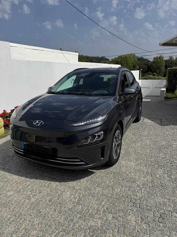 Cinzento Usado 2021 Hyundai Kauai SUV | € 24.950 (Preço elevado) - Imagem 1/4