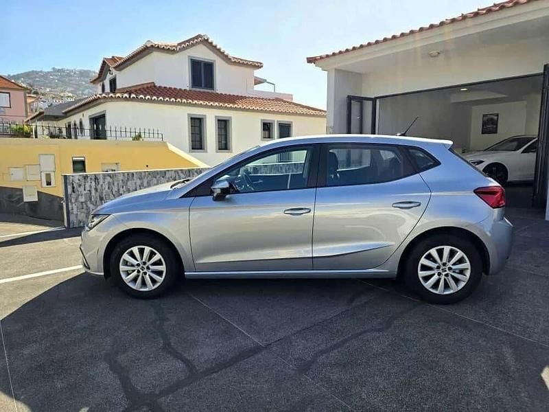 Usado Seat Ibiza 110 HP (80 kW) 2024 Cinzento Citadino