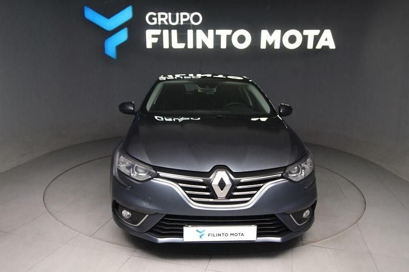 Usado Renault Mégane IV Intens 130 HP (95 kW) 2017 Cinza