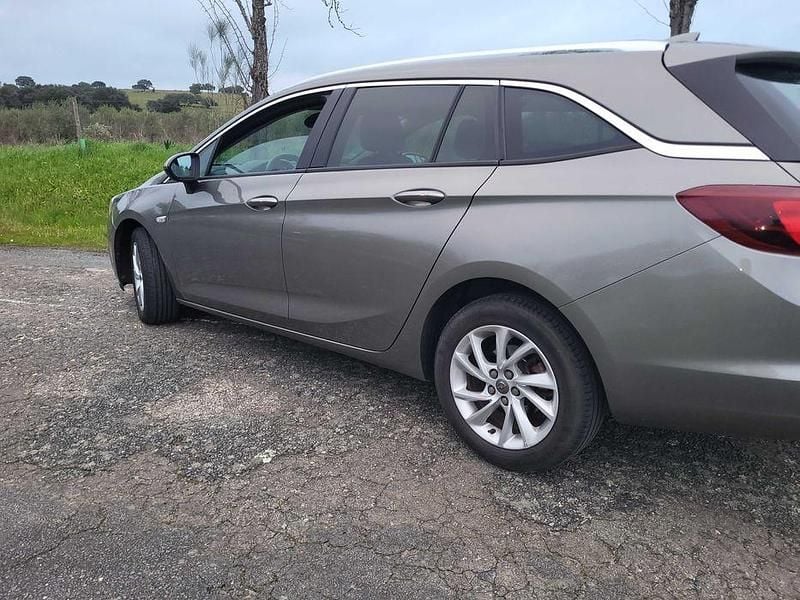 Usado Opel Astra 110 HP (80 kW) 2016 Carrinha