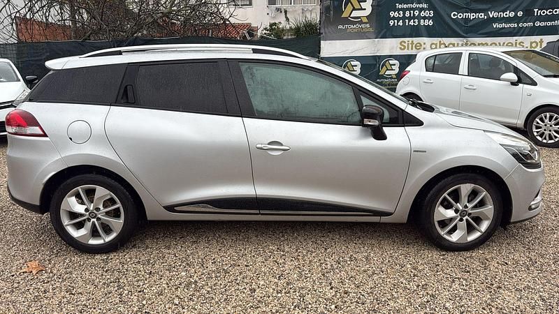 Usado Renault Clio IV LIMITED 90 HP (66 kW) 2018 Cinza