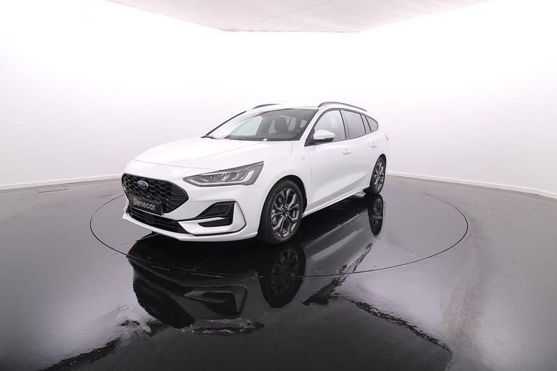 Usado Ford Focus 115 HP (84 kW) 2023 Branco Carrinha