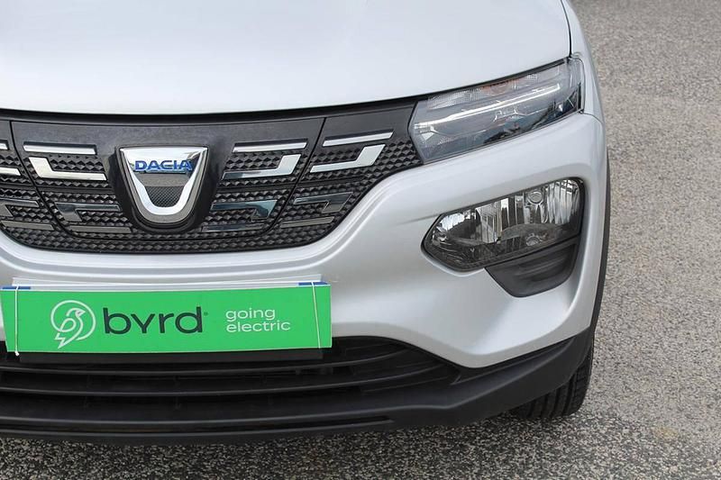 Usado Dacia Spring Comfort Plus 33 kW (45 HP) 2021 Cinza Citadino