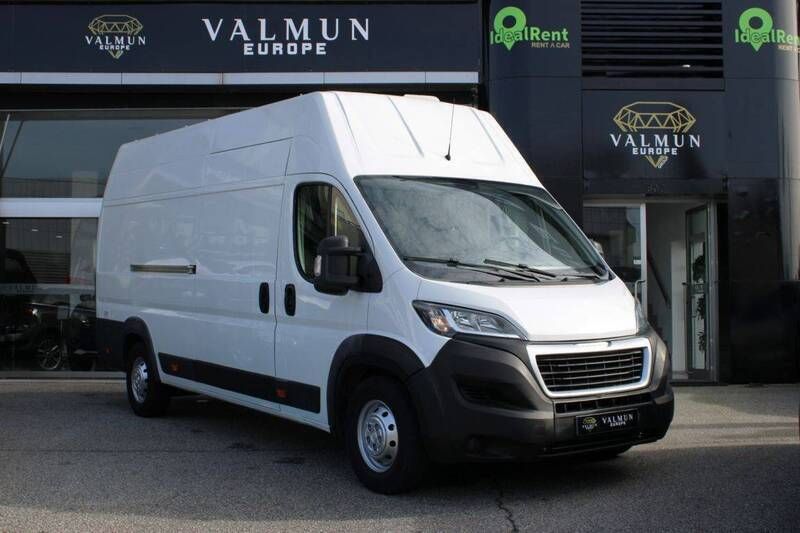 Usado Peugeot Boxer 130 HP (95 kW) 2015 Branco Van