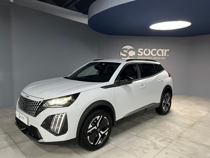 Branco Usado 2024 Peugeot 2008 SUV | € 23.480 (Preço justo) - Imagem 1/4