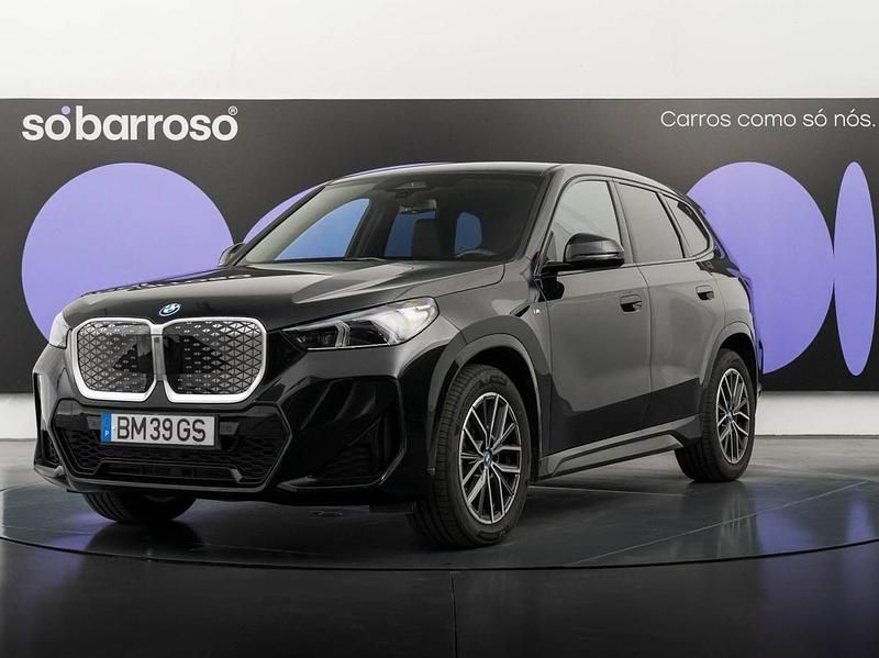 Preto Usado 2024 BMW iX SUV | € 45.990 - Imagem 1/4