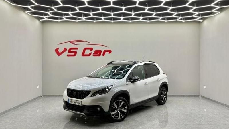 Usado Peugeot 2008 130 HP (95 kW) 2019 Branco SUV