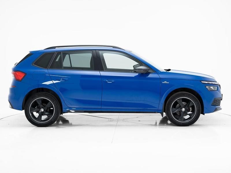 Usado Skoda Kamiq Monte Carlo 110 HP (80 kW) 2022 Azul SUV