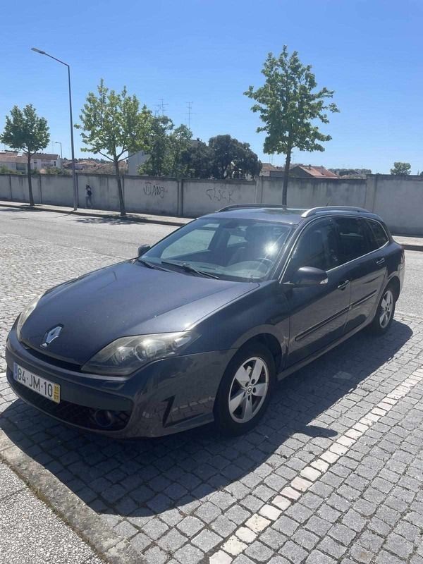 Azul Usado 2010 Renault Laguna III Carrinha | € 4.400 (Bom preço) - Imagem 1/4