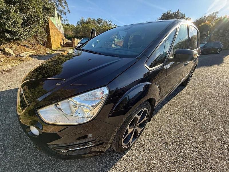 Usado 2011 Ford S-MAX S Monovolume | € 12.500 - Imagem 1/4