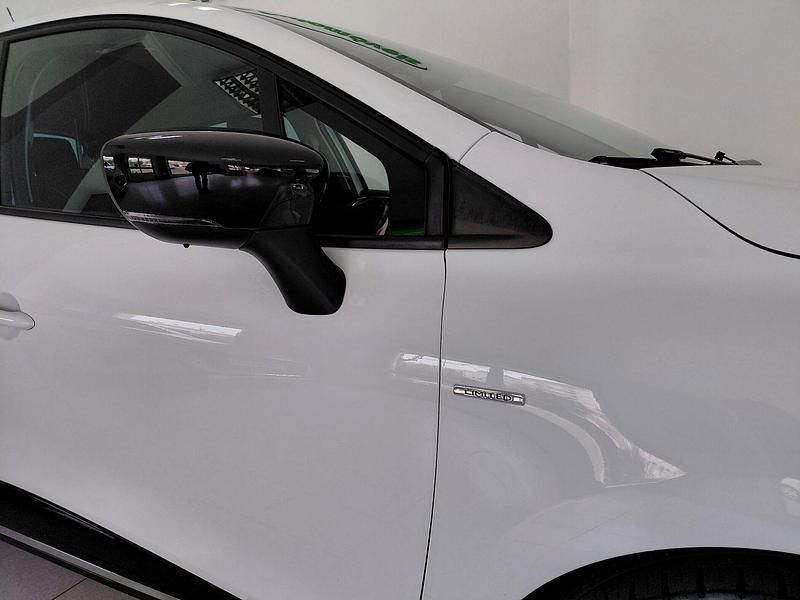 Usado Renault Clio IV LIMITED 75 HP (55 kW) 2017 Branco