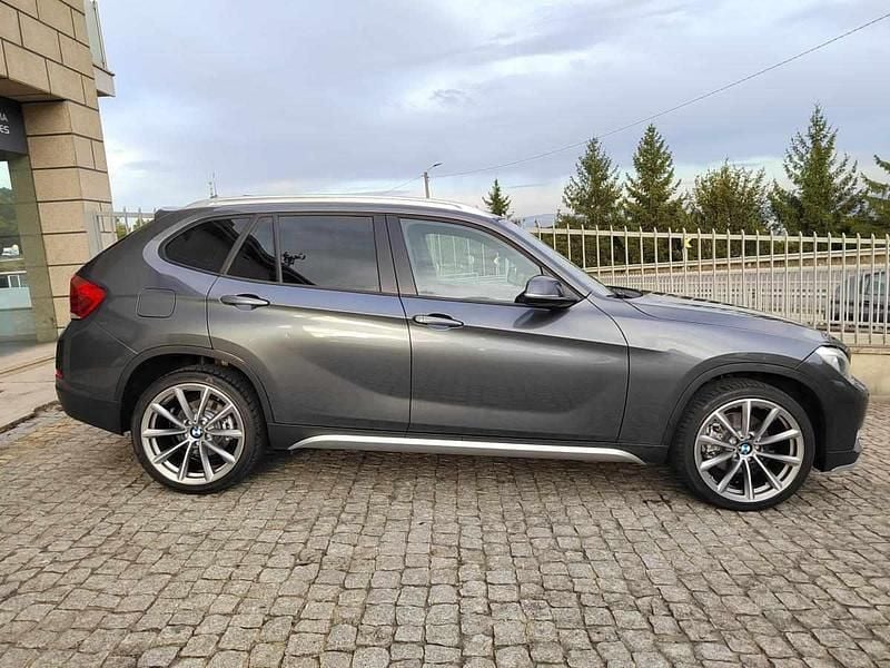 Cinzento Usado 2014 BMW X1 Sport Line SUV | € 15.990 (Preço justo) - Imagem 1/4