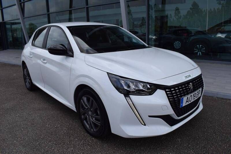 Branco Usado 2022 Peugeot 208 Active Citadino | € 17.500 (Preço justo) - Imagem 1/4