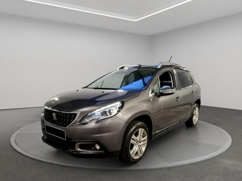 Cinzento Usado 2017 Peugeot 2008 Style SUV | € 10.450 (Bom preço) - Imagem 1/4