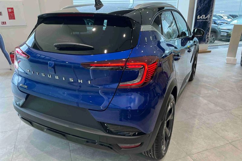 Azul Novo 2025 Mitsubishi ASX SUV | € 30.990 (Caro) - Imagem 1/4