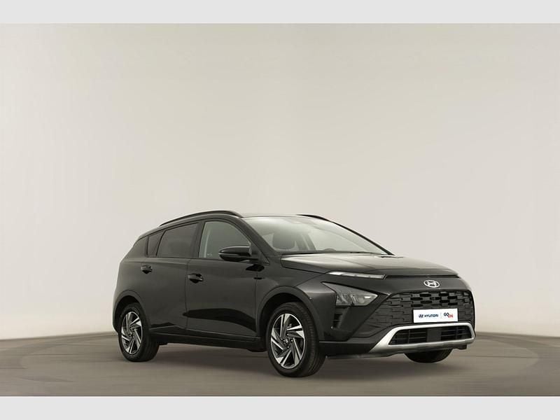 Phantom black metalizado Usado 2023 Hyundai Bayon Premium SUV | € 58.168 - Imagem 1/4