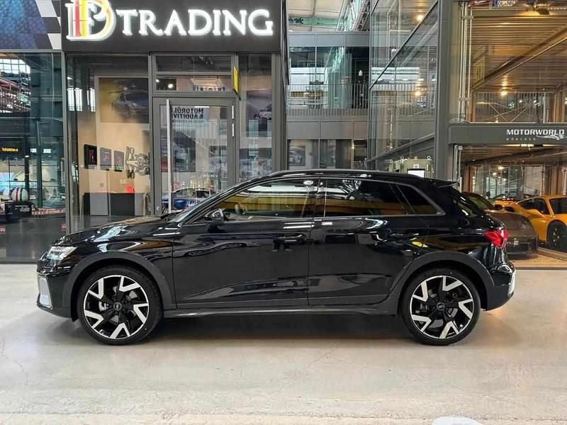 Usado Audi A3 e-tron 204 HP (150 kW) 2024 Preto Citadino