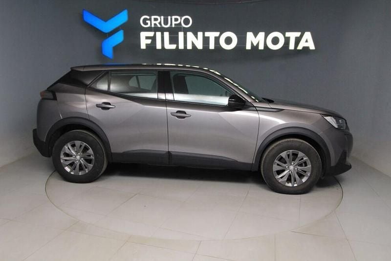 Cinza Usado 2022 Peugeot 2008 Active SUV | € 18.990 (Bom preço) - Imagem 1/4