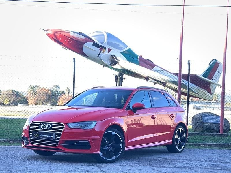 Vermelho Usado 2015 Audi A3 S-Line | € 16.000 - Imagem 1/4