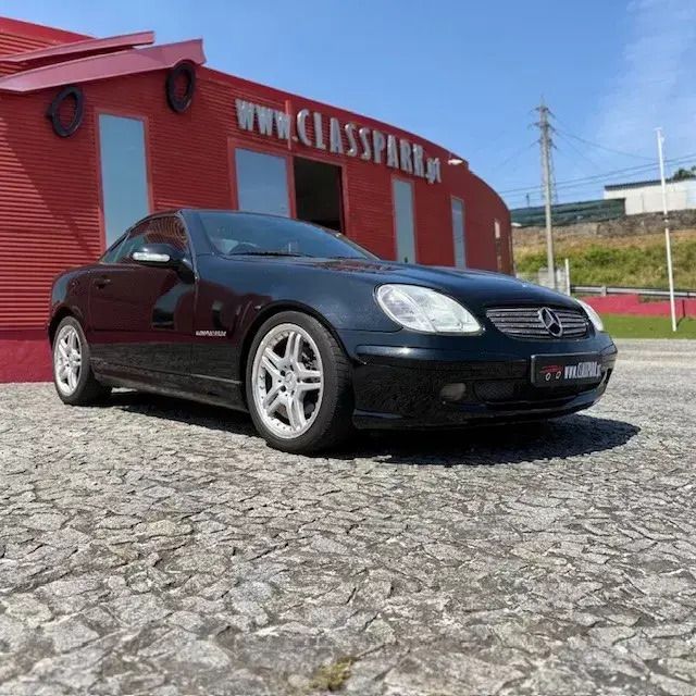 Preto Usado 2002 Mercedes SLK200 Edition Cabrios | € 8.900 (Super Preço) - Imagem 1/4