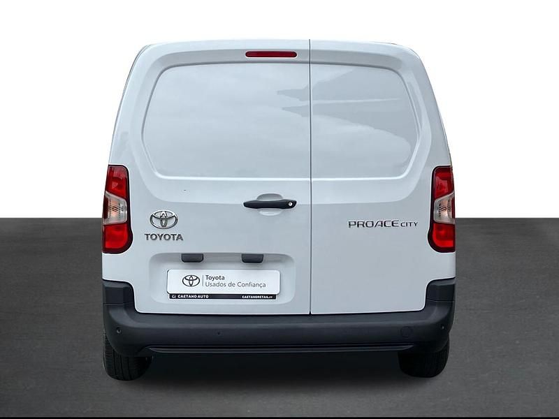 Usado Toyota Proace City City 100 HP (73 kW) 2023 Branco (sólida) Monovolume