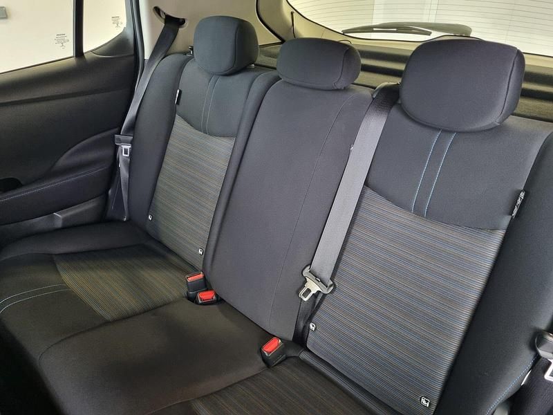 Usado Nissan Leaf N-Connecta 110 kW (150 HP) 2020 Cinza Citadino