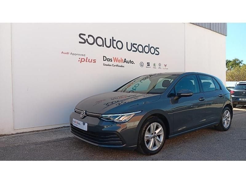 Cinzento mauve metalizado Usado 2023 VW Golf VIII Life | € 20.790 (Bom preço) - Imagem 1/4