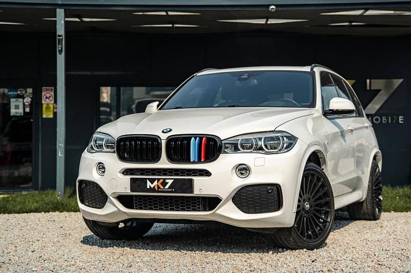 Branco Usado 2018 BMW X5 SUV | € 44.990 - Imagem 1/4