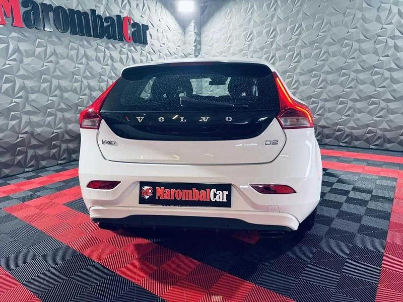 Usado Volvo V40 Momentum 115 HP (84 kW) 2013 Branco