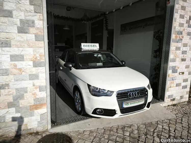 Branco Usado 2010 Audi A1 Sport Citadino | € 9.950 (Preço justo) - Imagem 1/1