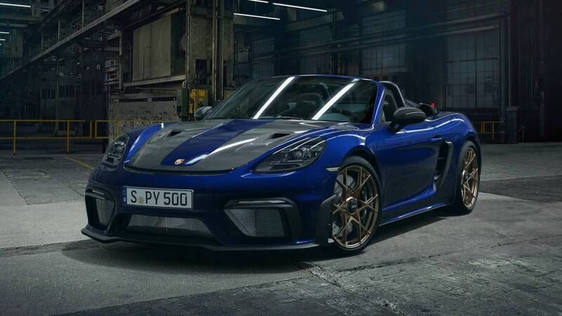 Azul gentiana metalizado Novo 2024 Porsche 718 Spyder | € 243.629 - Imagem 1/4