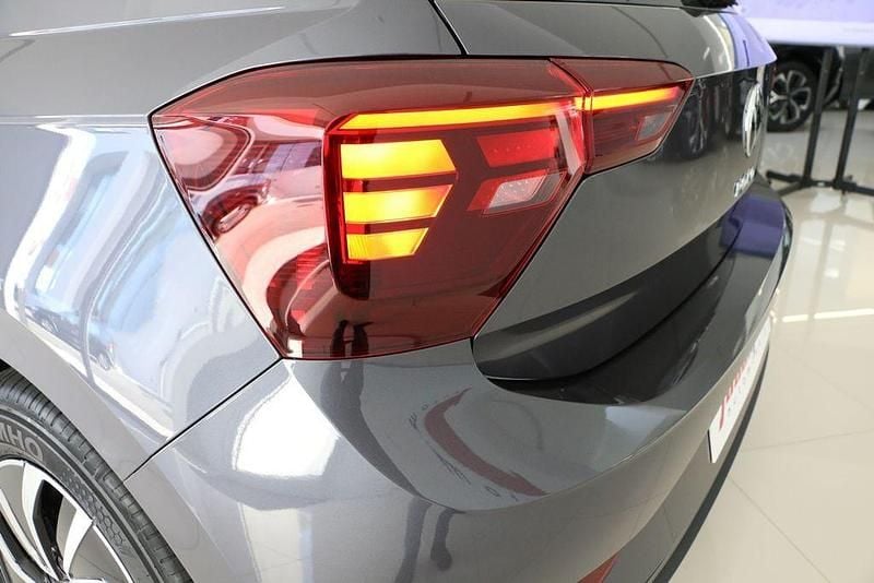 Usado VW Polo 95 HP (69 kW) 2024 Cinza Citadino