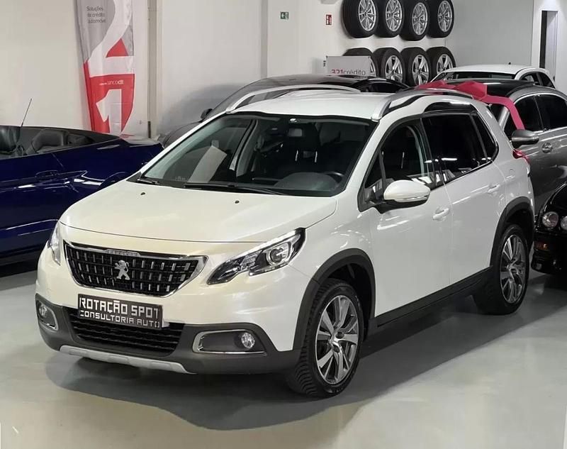 Branco Usado 2017 Peugeot 2008 Allure SUV | € 10.990 (Bom preço) - Imagem 1/4