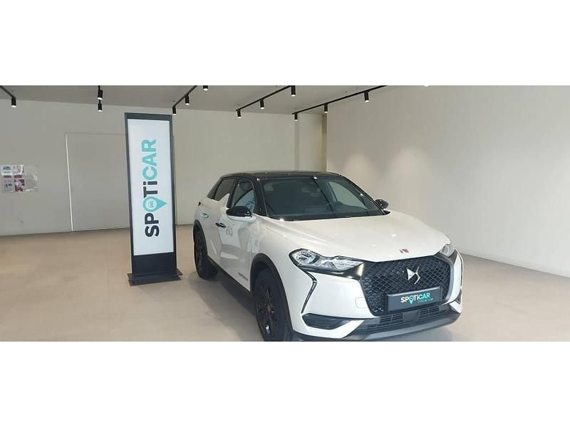 Usado DS Automobiles DS3 Crossback Performance 100 HP (73 kW) 2022 Branco SUV