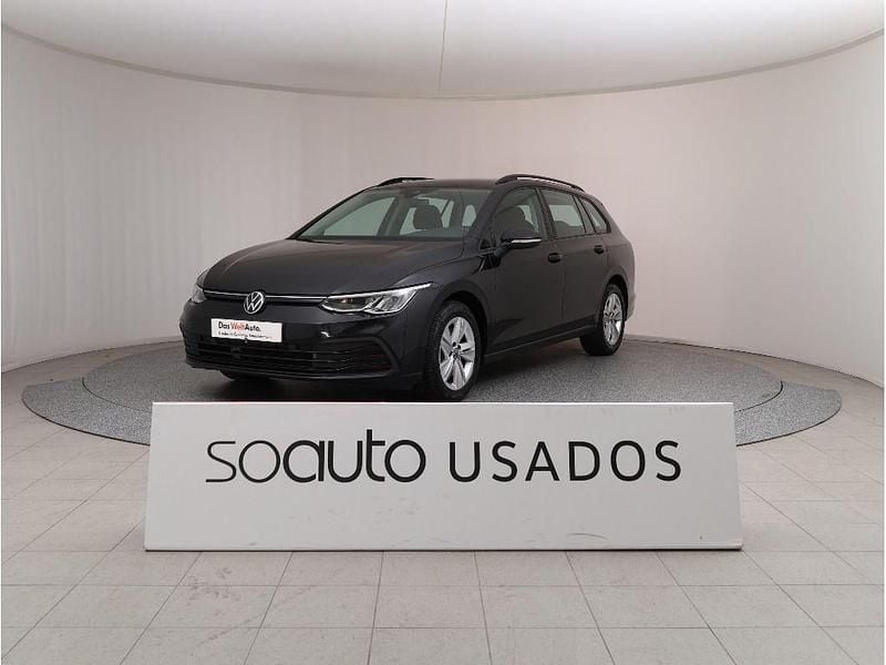 Preto metalizado Usado 2021 VW Golf VIII Life Carrinha | € 21.390 (Preço justo) - Imagem 1/4