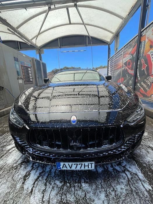 Usado Maserati Ghibli 275 HP (202 kW) 2014 Sedan