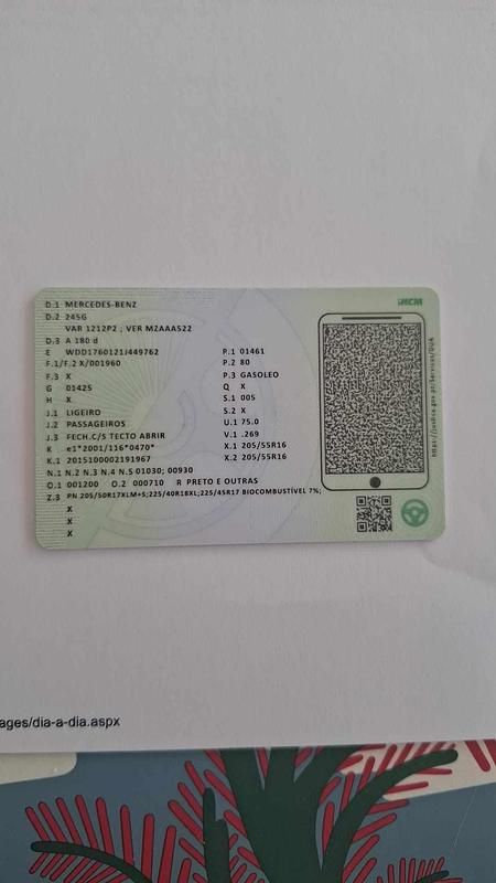 Usado Mercedes A180 109 HP (80 kW) 2016 Preto Citadino