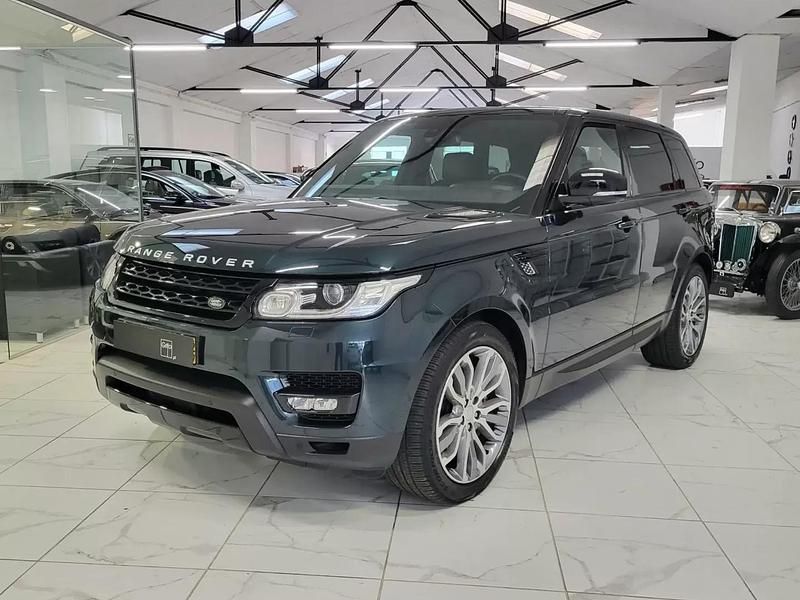 Verde escuro Usado 2015 Land Rover Range Rover HSE SUV | € 39.500 - Imagem 1/4