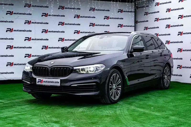 Cinzento Usado 2018 BMW 520 Sport Line Carrinha | € 26.990 (Super Preço) - Imagem 1/4
