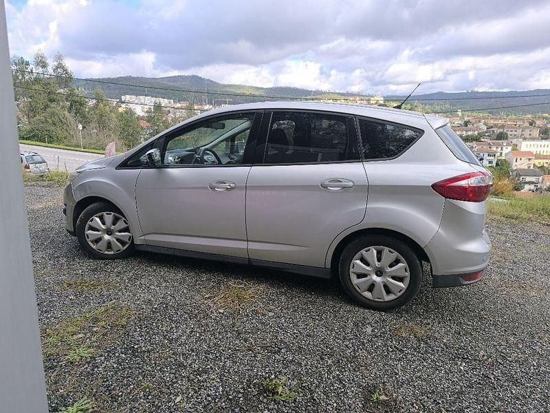 Usado Ford C-MAX Titanium 115 HP (84 kW) 2014 Monovolume